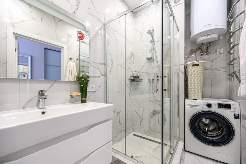 Комфортные Апартаменты 36 Жемчужина Odessa Exterior foto