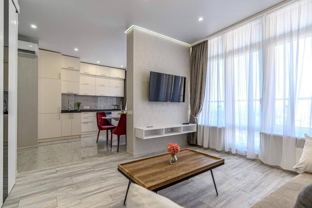 Комфортные Апартаменты 36 Жемчужина Odessa Exterior foto