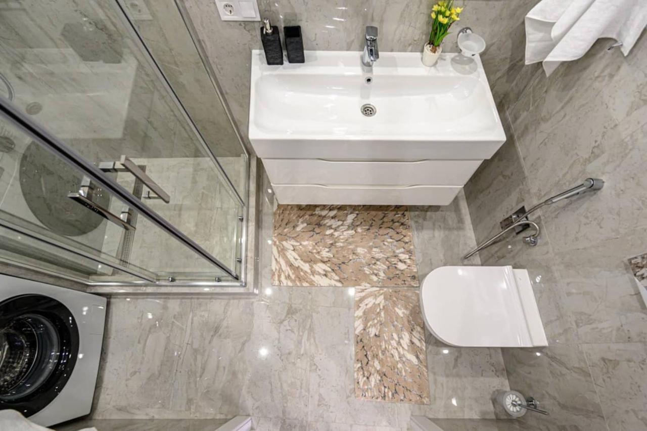 Комфортные Апартаменты 36 Жемчужина Odessa Exterior foto