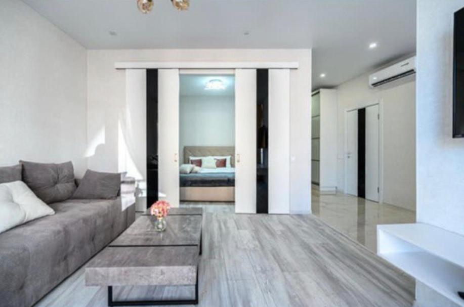 Комфортные Апартаменты 36 Жемчужина Odessa Exterior foto